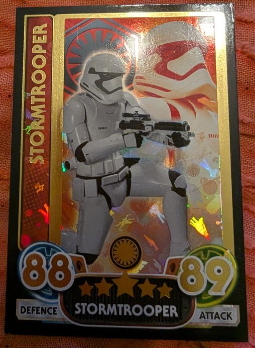 Karty z serii Star Wars Force Attax Extra Przebudzenie Mocy Topps niek