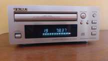 Odtwarzacz CD TEAC PD H300 Mini