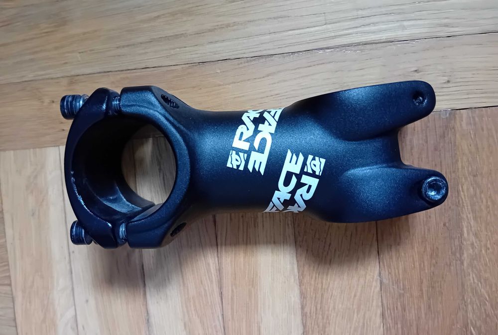 Mostek,wspornik kierownicy RACE FACE 70mm,aluminium,czarny /ładny stan