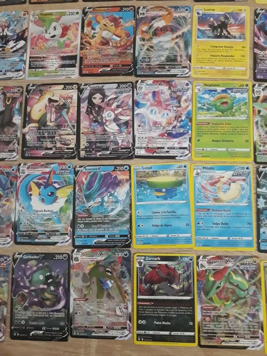 85 cartas Pokemon todas diferentes não oficiais