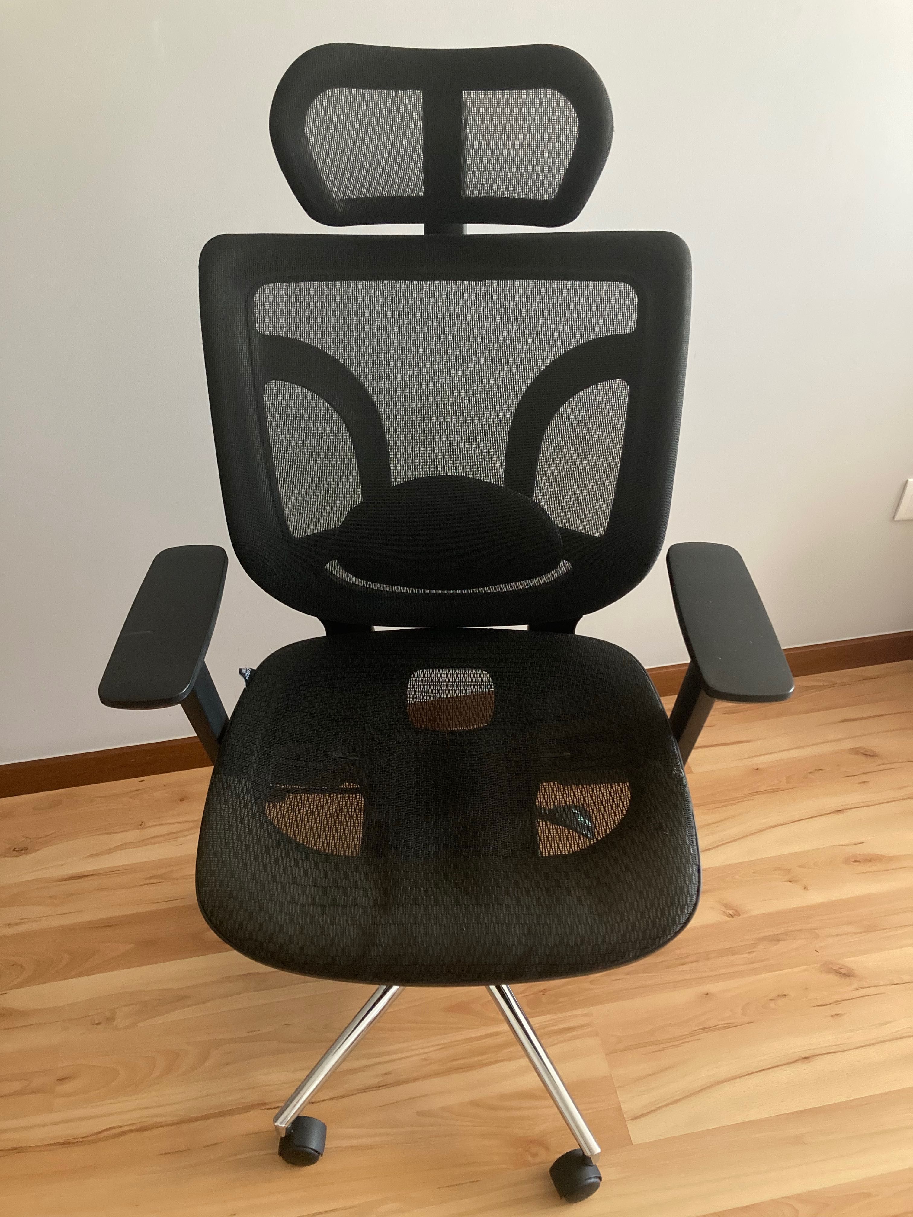 Cadeira de Escritório Ergonómica – 50€