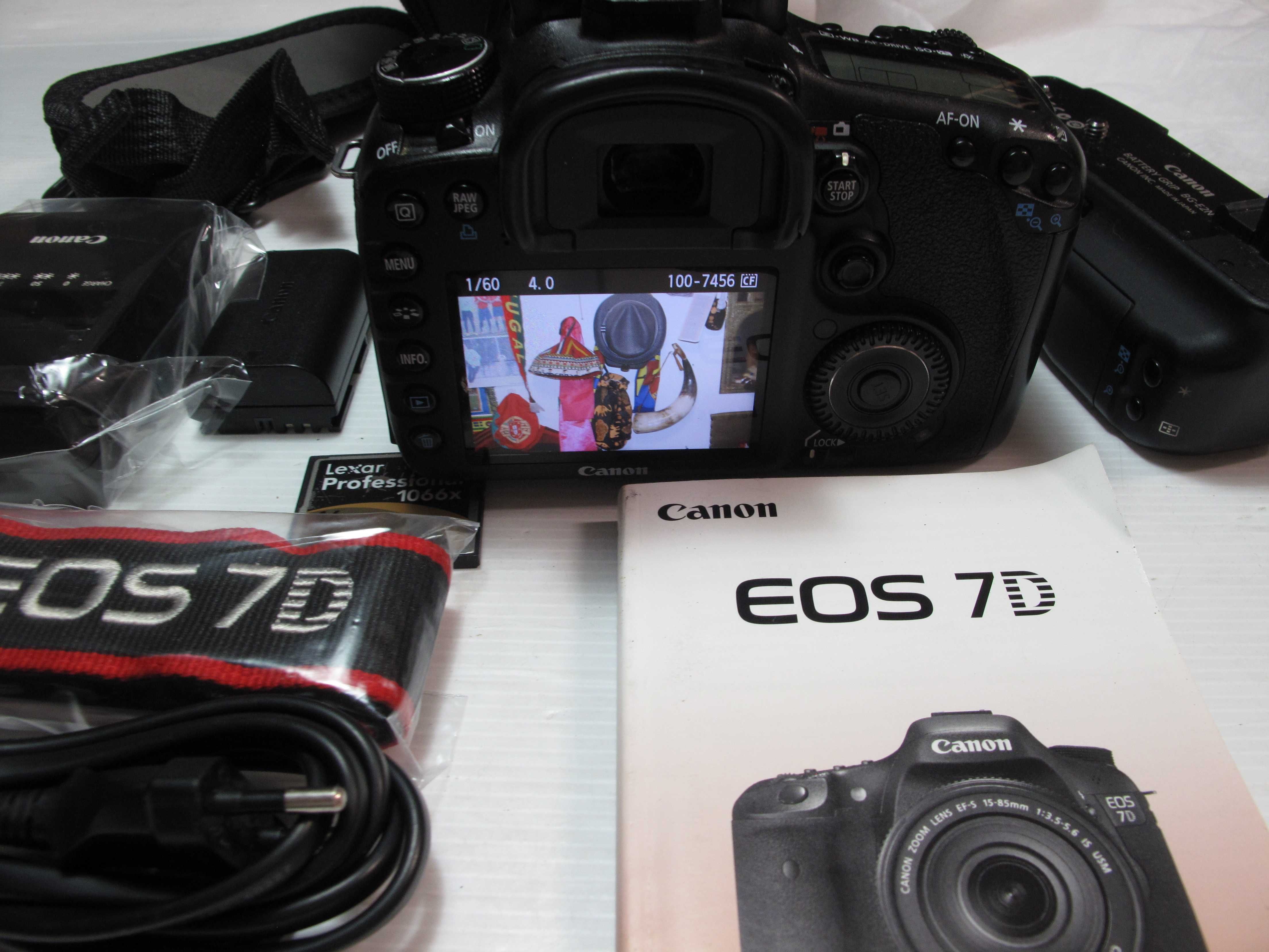 Canon 7D só 27 mil disparos Bom estado ver fotos e descrição
