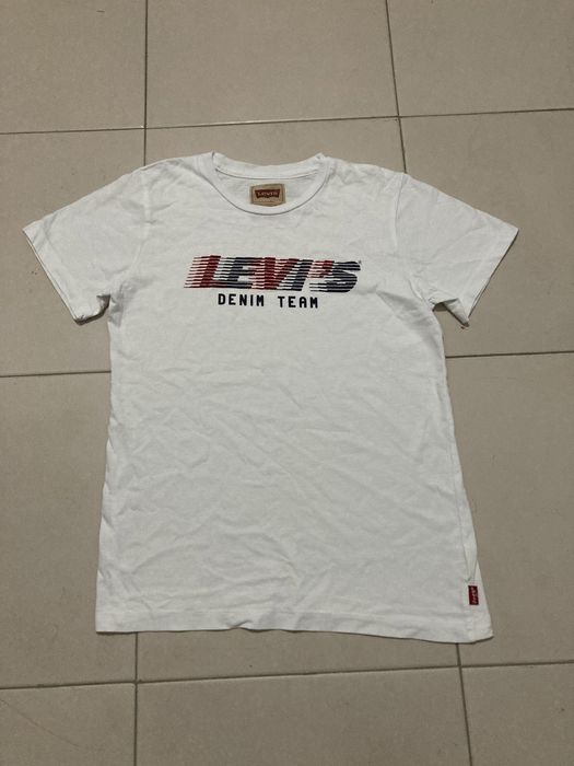 T shirt Levis 12 anos