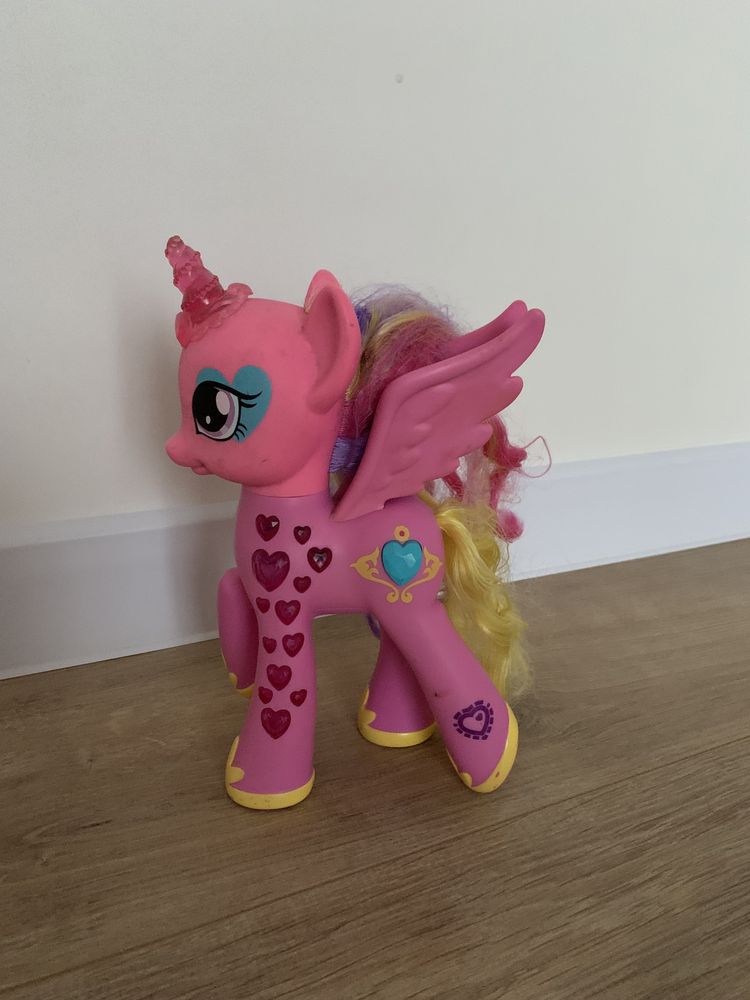 My little pony Пінкі пай