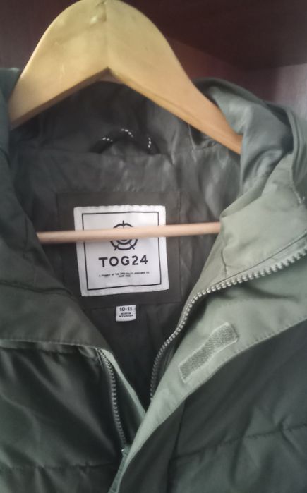 Довга куртка на хлопчика гарний зелений колір б,у стан гарний