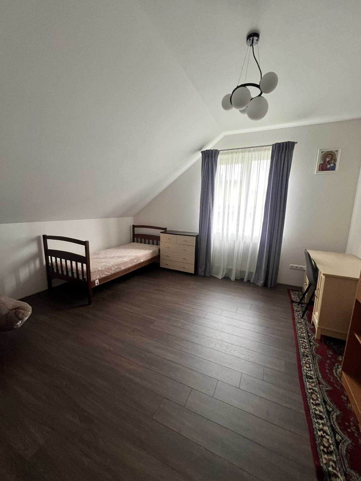 Продаж будинку, вулиця Щирецька