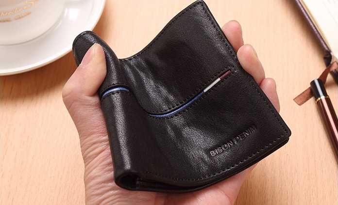 Мужское кожаное портмоне Bison Denim Charlie Smooth Skin Black