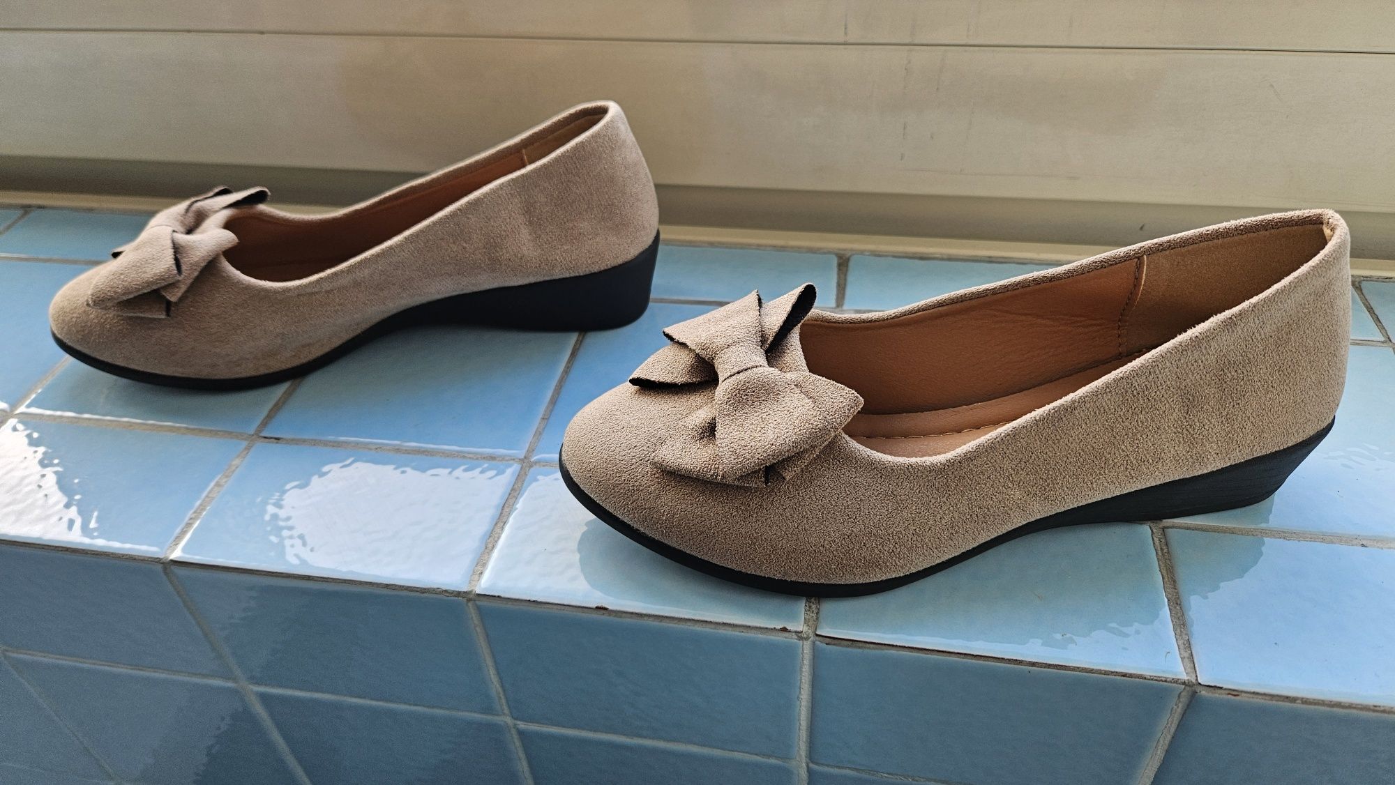 Sapatos senhora NOVOS