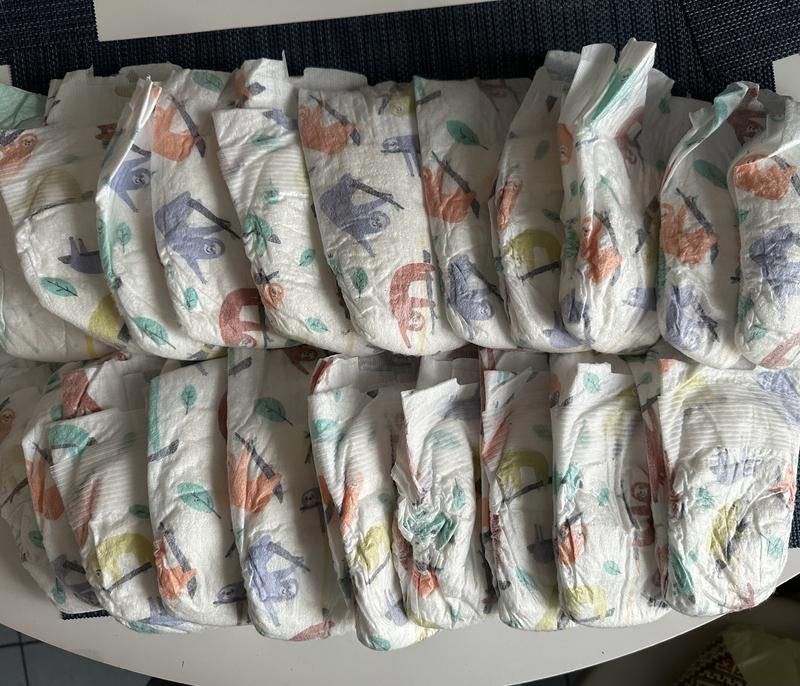 Подгузники памперсы на новорожденных 0-1 размер