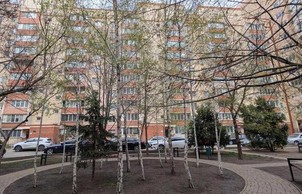 Продам 2-к кв-ру в кирпичном доме с газом на Радужном (3-105-889 ОФ)