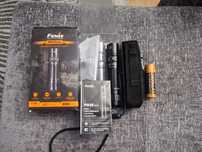 Latarka taktyczna LED Fenix PD35 V3.0 czarna akumulator 6 trybów 1700