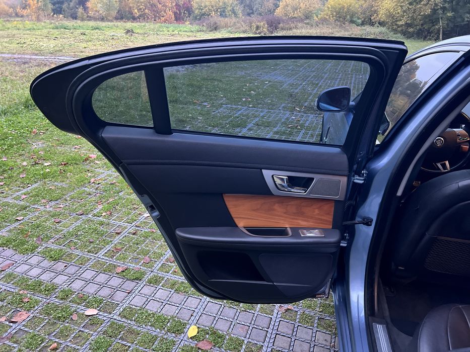 Jaguar Xf 2008 року