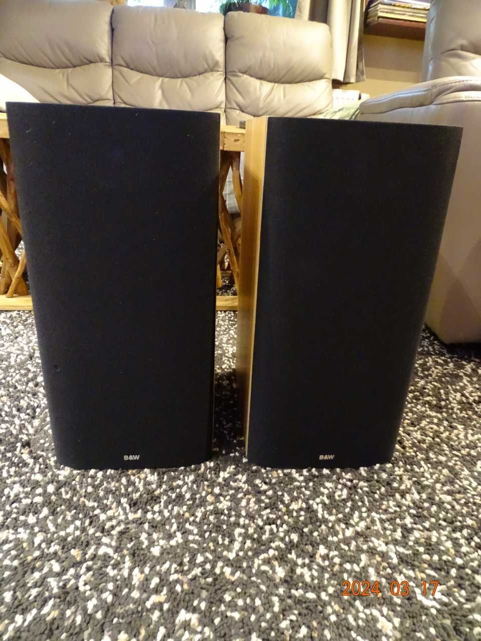 Bowers & Wilkins DM 602 S3