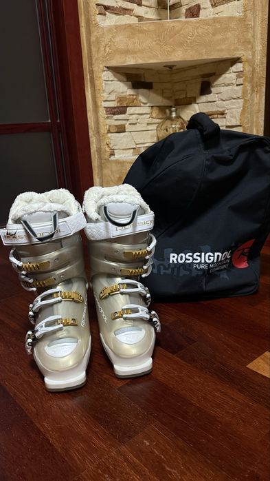 Лижні жіночі ботінки черевики Rossignol білі 24,5 39