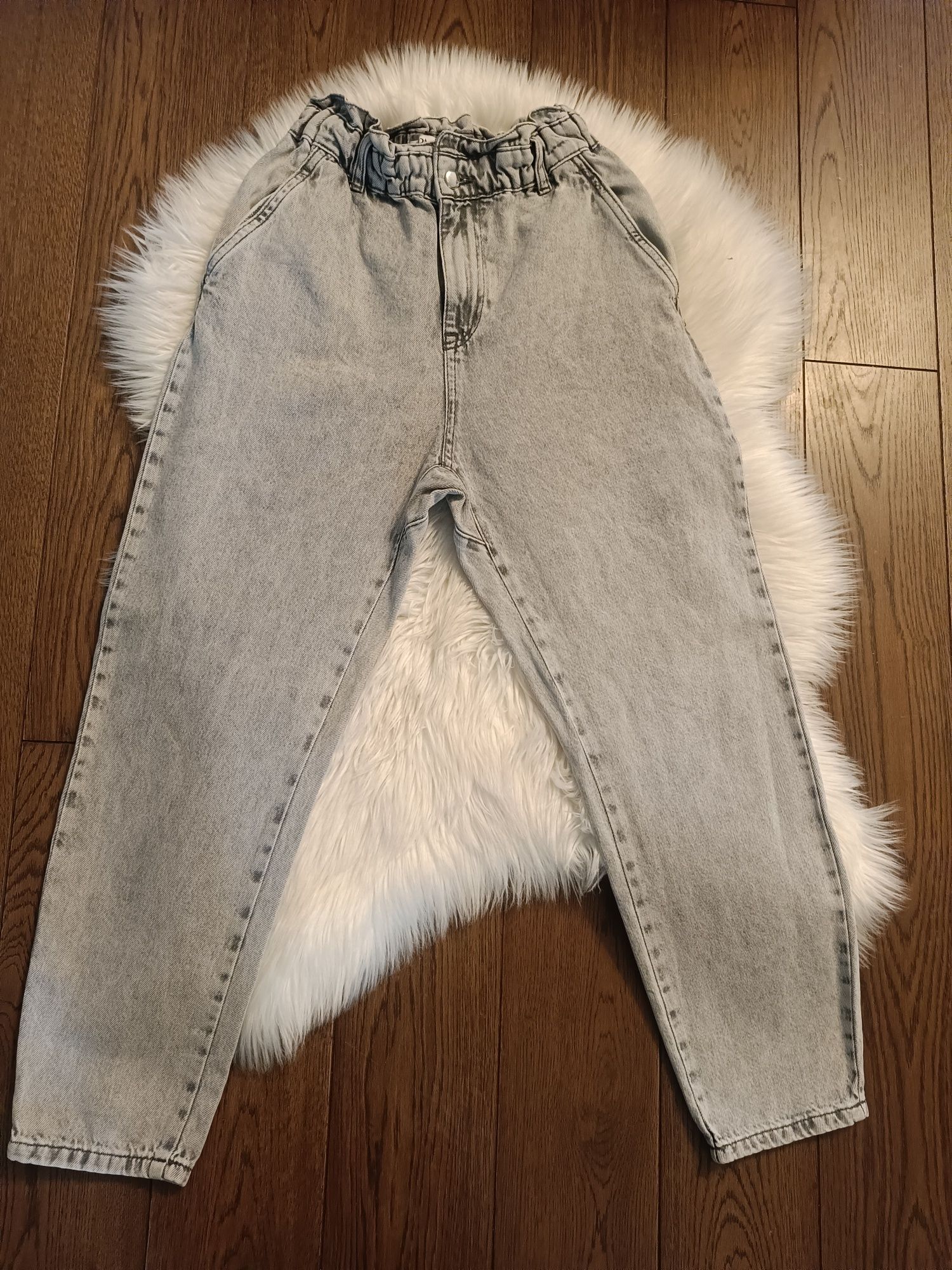 Spodnie Zara r.32 i r. 34