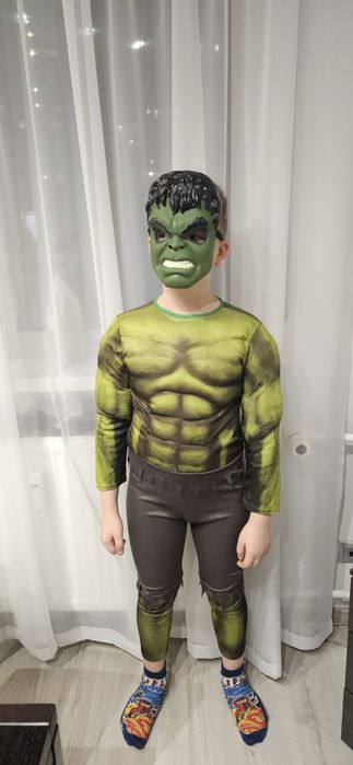 Strój hulka różnią M