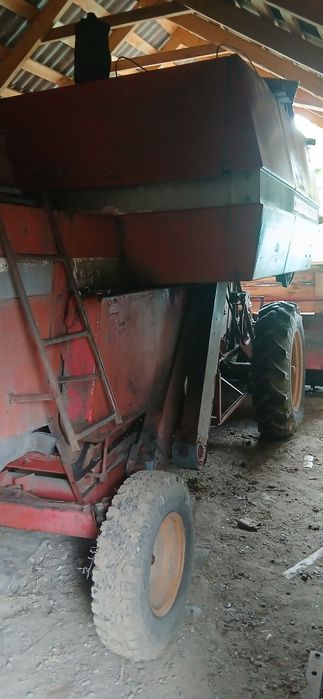 Моісей Фергюсон 187