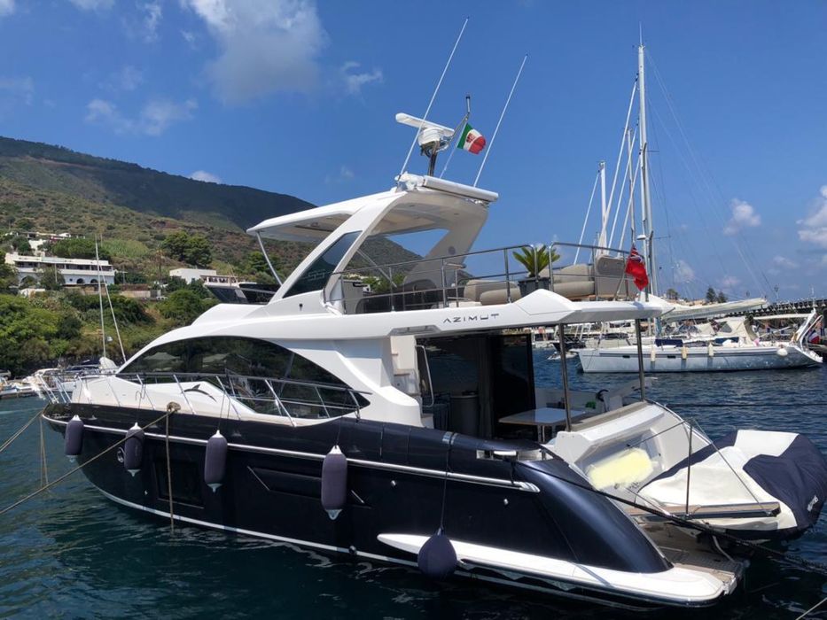 Яхта Azimut 55