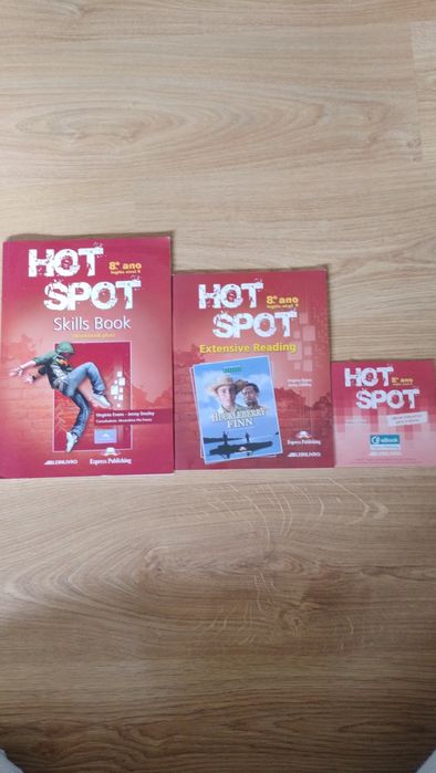 Caderno de atividades- Hot Spot- 8° ano