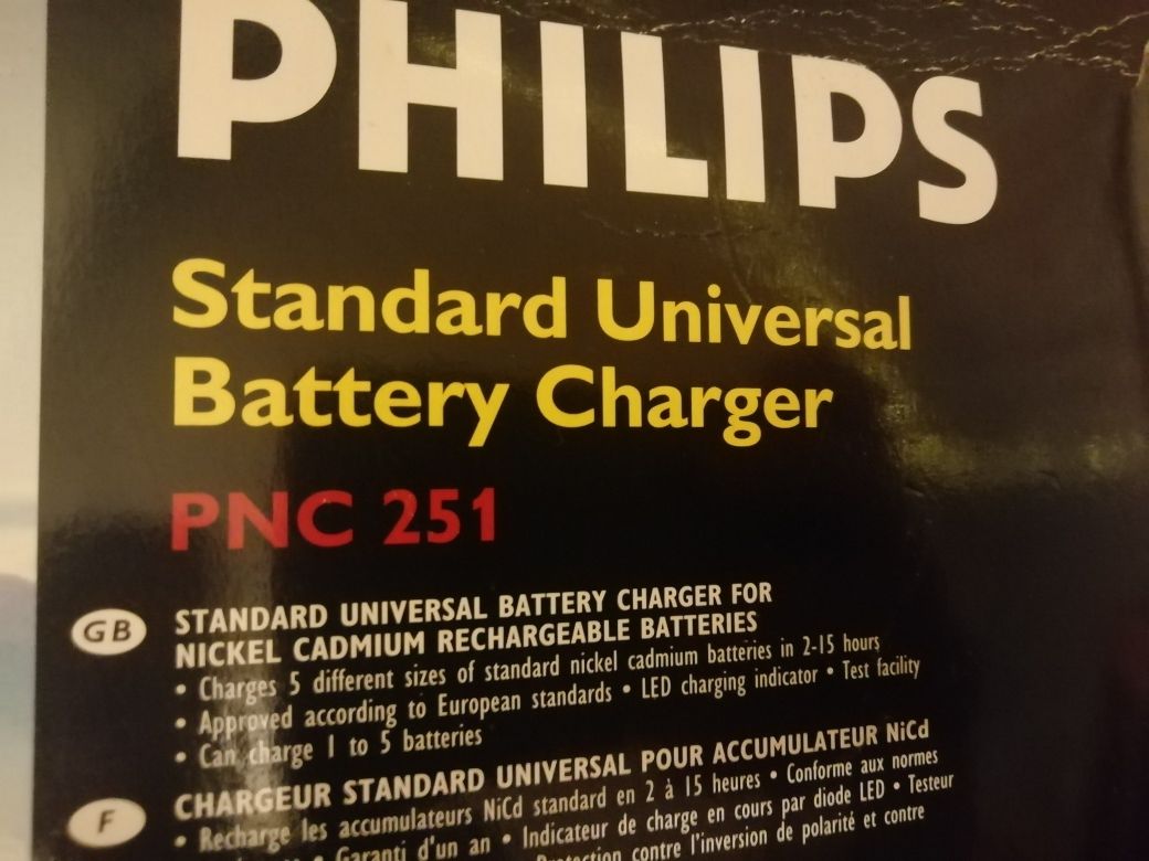 Ładowarka Philips PNC 251 do akumulatorów