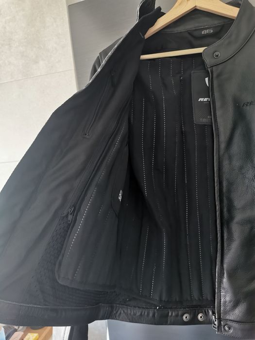 Casaco em pele para senhora da REV'IT, 46