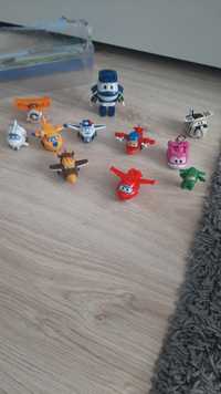 Figurki postacie z bajki Super Wings sprzedaje całość