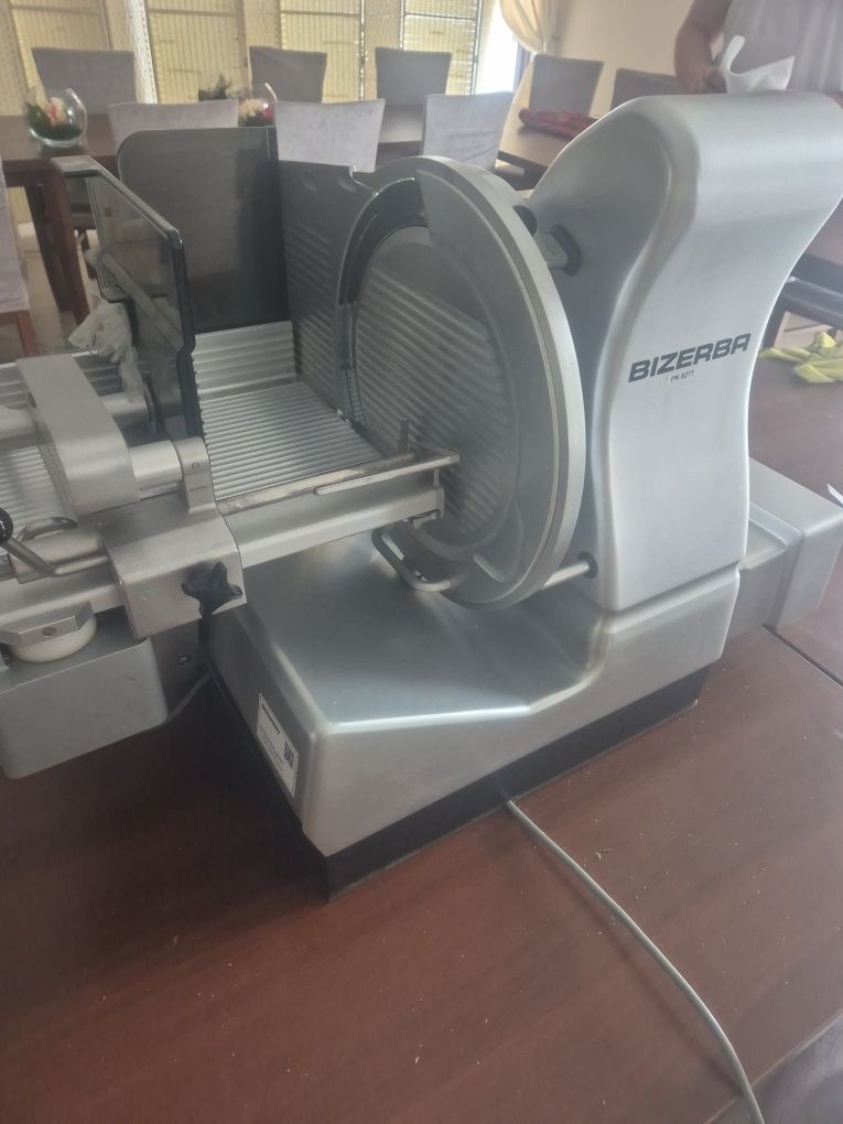 Krajalnica Bizerba v12d automatyczna Ma-Ga