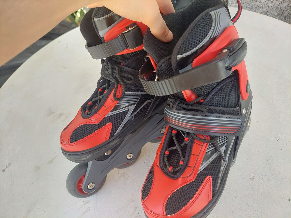 Patins em linha com proteções