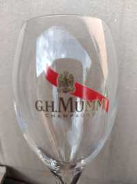 Kieliszki do szampana G. H. MUMM