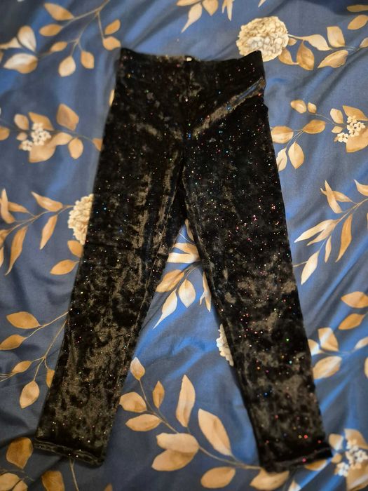 Leginsy / getry czarne brokatowe rozm. 98
