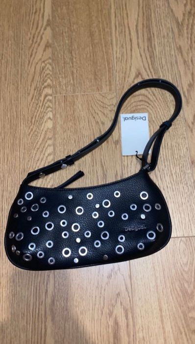 Mala tiracolo preta da Desigual