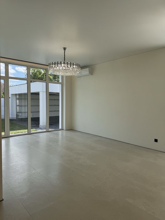 Продається Новий будинок.