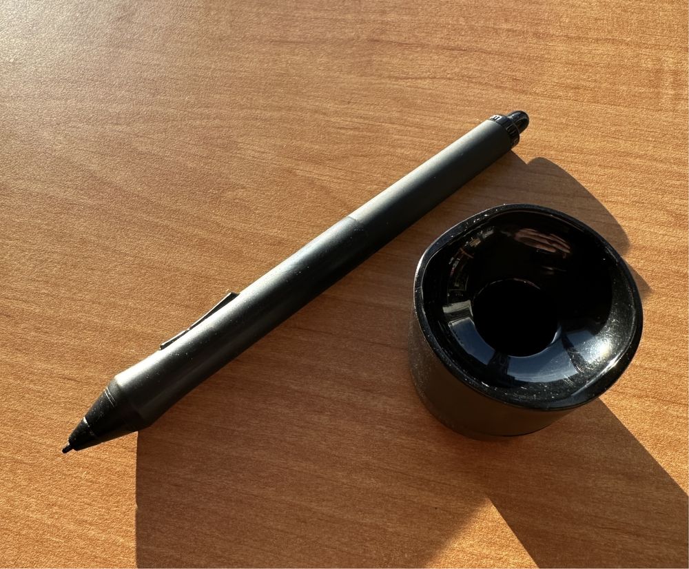 Графічний планшет Wacom Intuos4 PTK-640