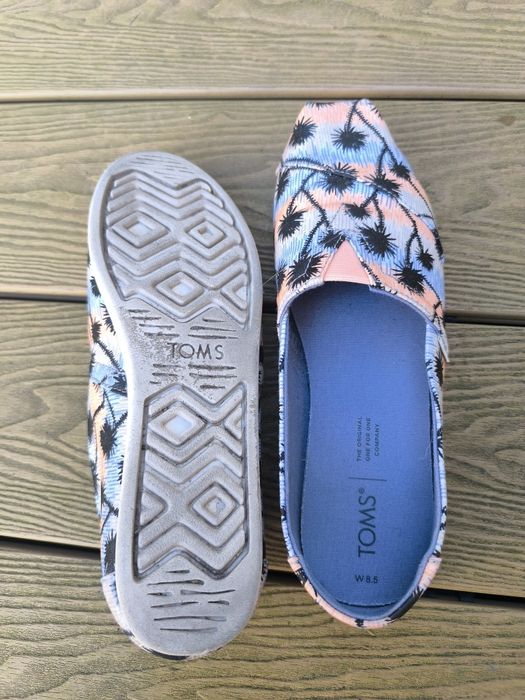 Sprzedam nowe buty Toms