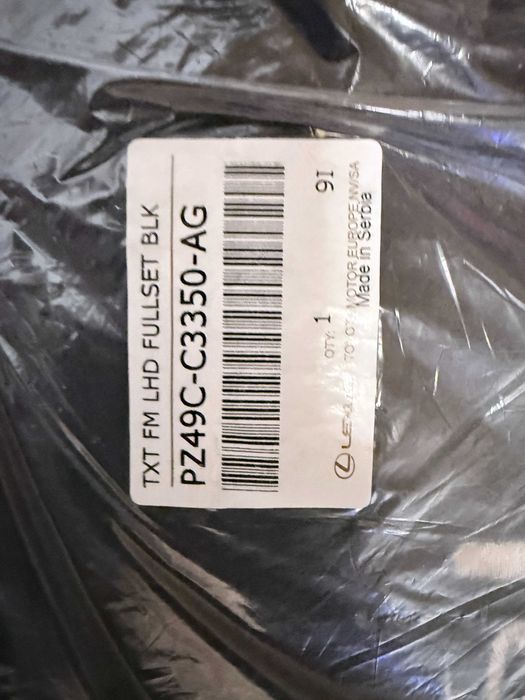 Oryginalne dywaniki Lexus LS RX ES IS Toyota Yaris RAV4 ProAce Corolla