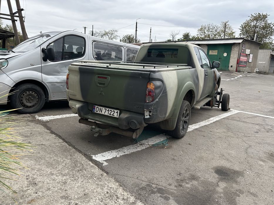 Разборка митсубиси L200