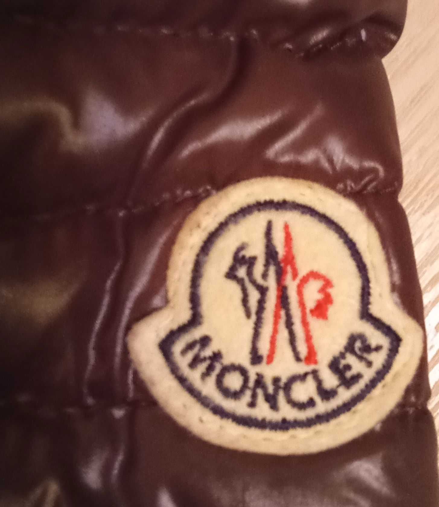 Moncler женска коричнева куртка-пуховик розмір 2 оригінальна