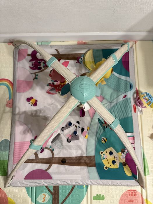 Розвиваючий килимок  tiny love