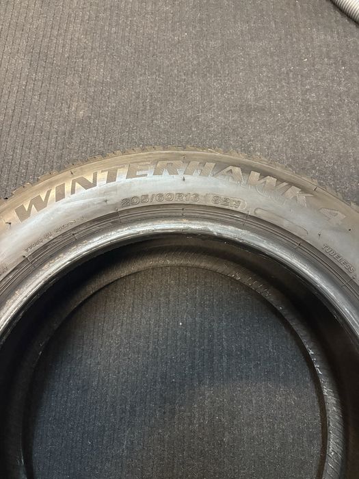 2x Opony Firestone Winterhawk 4 205/60 R16