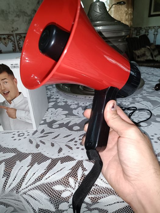 Megafone - NOVO com BT e outras funções