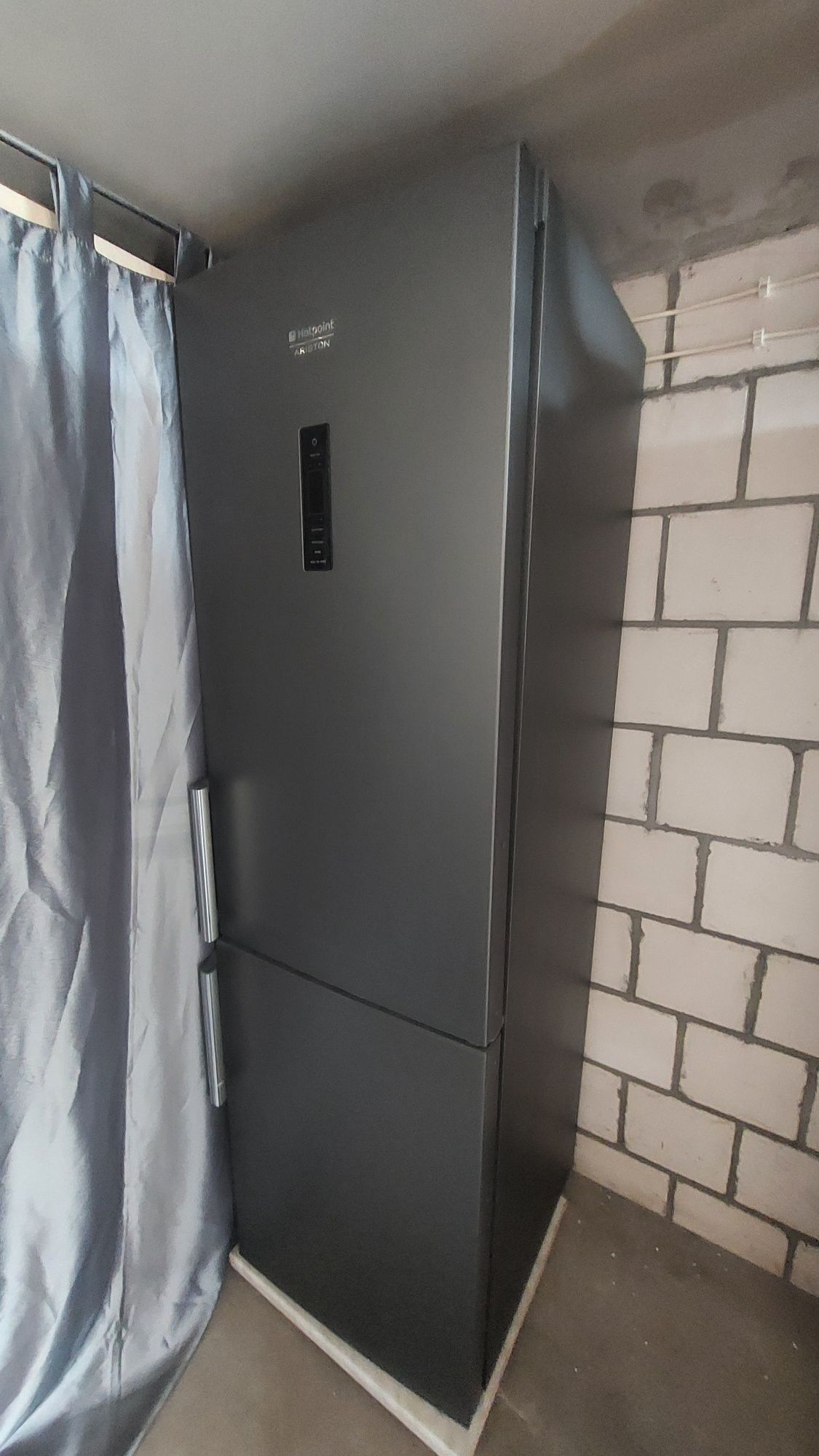 Lodówka z Dostawą pod Dom 4 Letnia