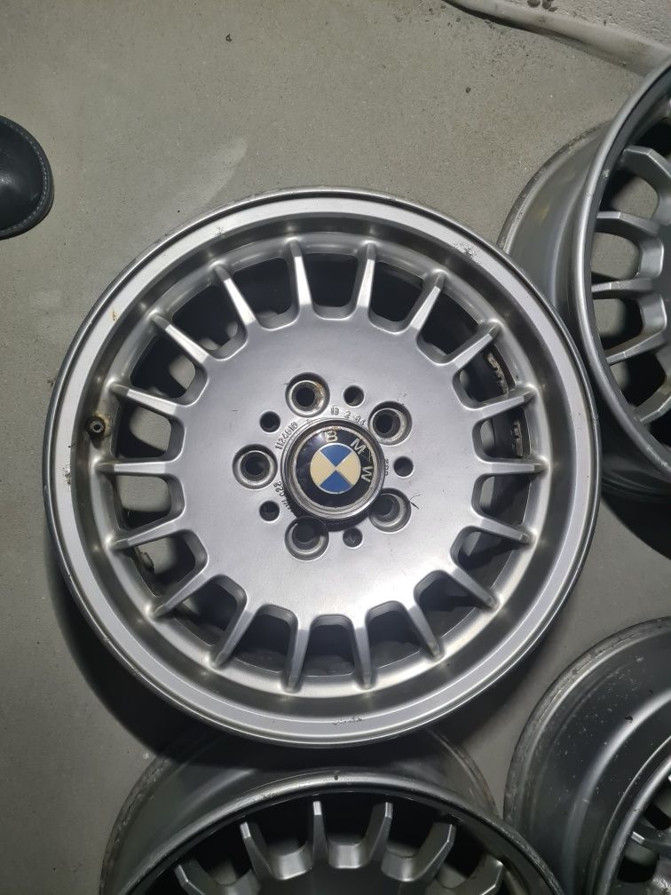 Oryginalne felgi BMW E22