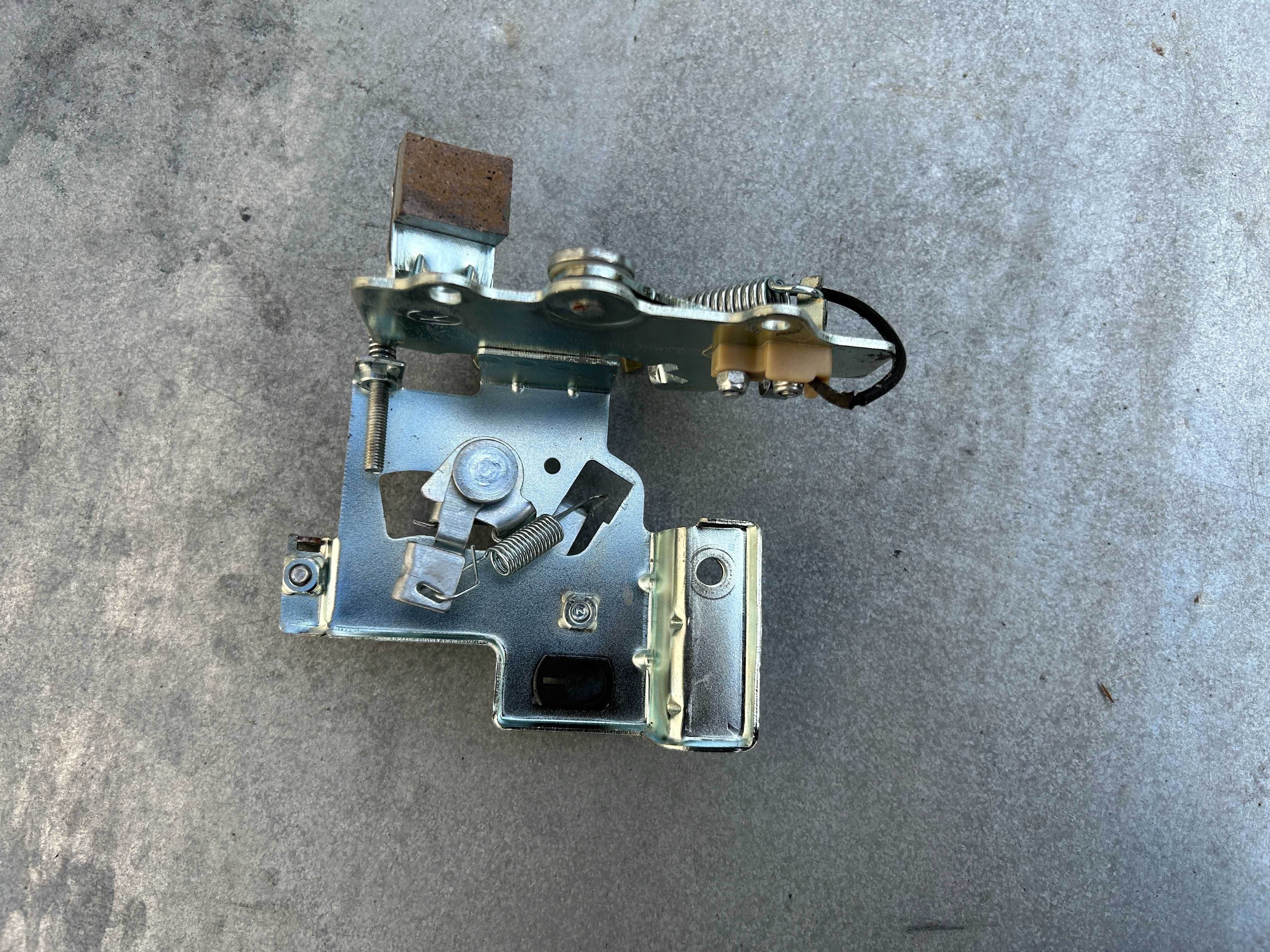 Hamulec bezpieczeństwa Regulator Subaru EA190 EA175 Yamaha MA190 MA175