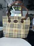 Burberry torebka w kratke