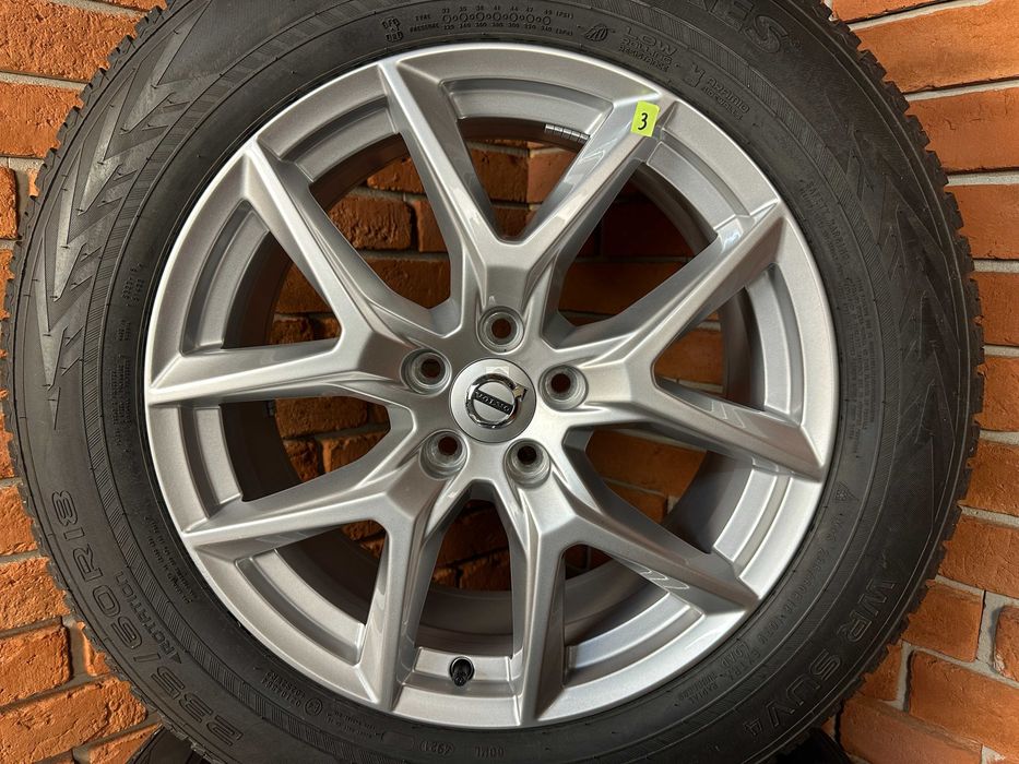 Koła Felgi 18 Volvo XC60 Zimowe Oryginał Jak Nowe