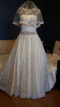 Весільна сукня ручної роботи