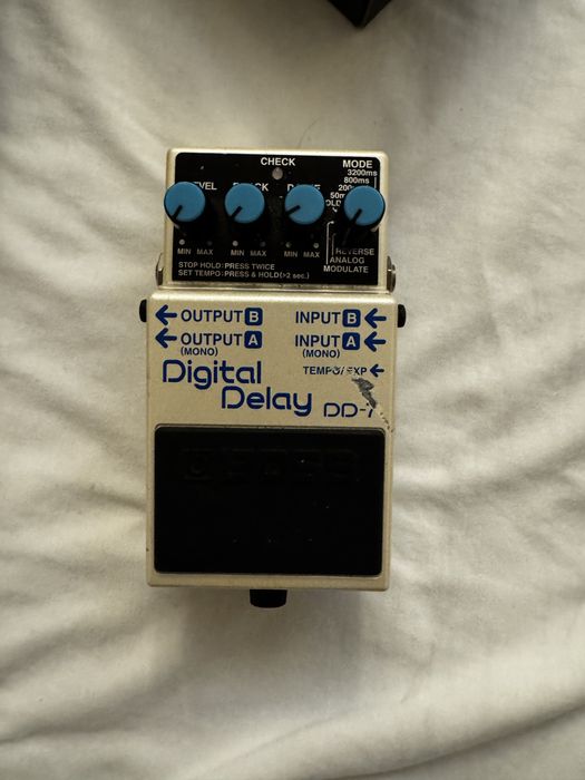 Pedal DD-7 + RV-6