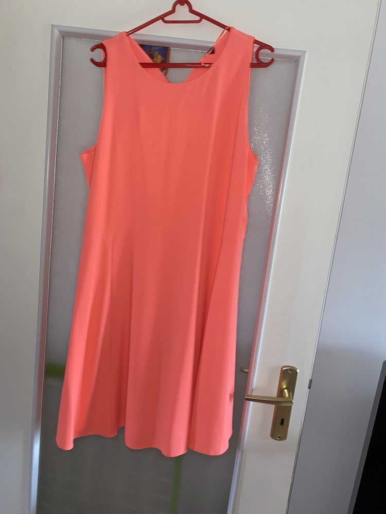 Neonowa sukienka F&F