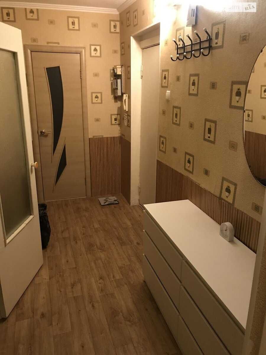 Продаж 2х -кімнатної квартири на Бородинському