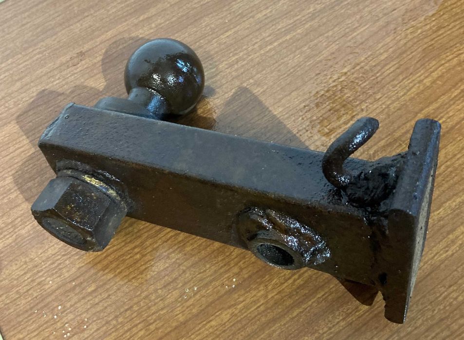 Engate de reboque antigo